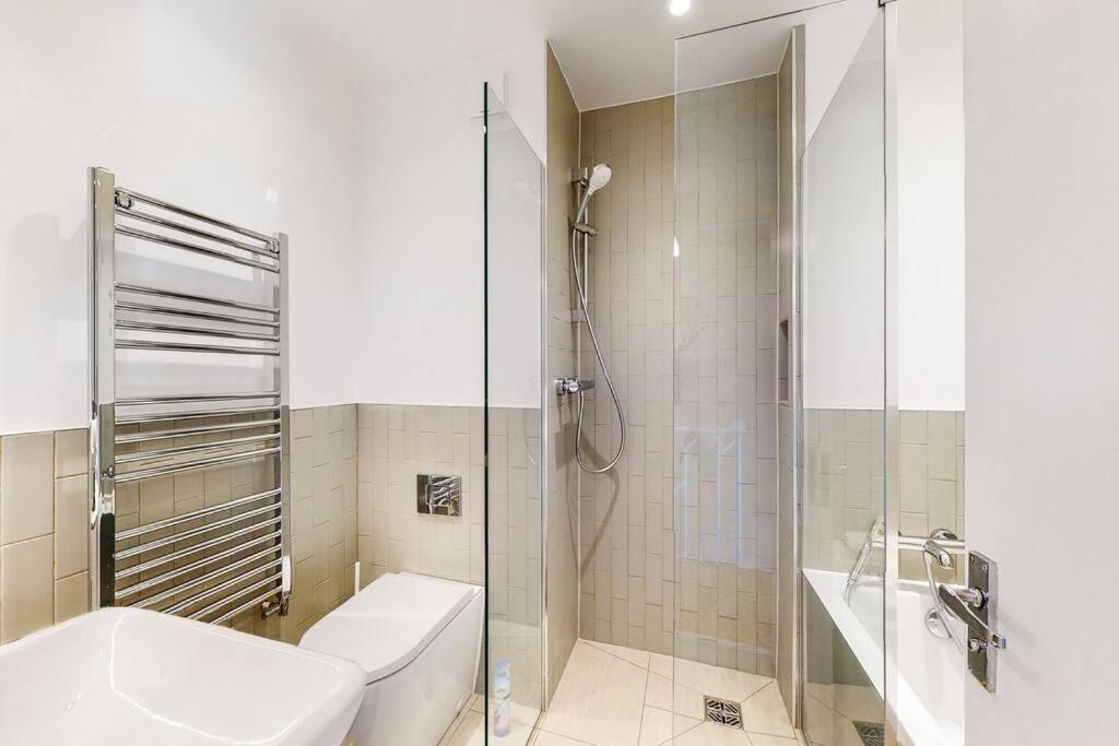 Charming 2-Bedroom Maisonette With Private Garden Лондон Экстерьер фото